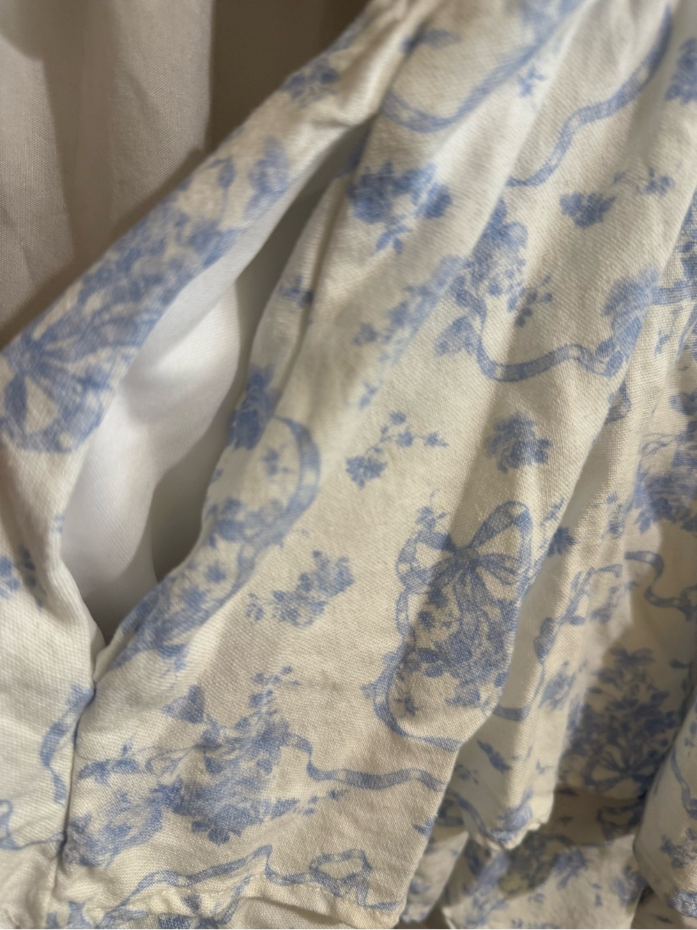 Altar'd State White and Light Blue Bow-Front romper - Picture 8 of 11